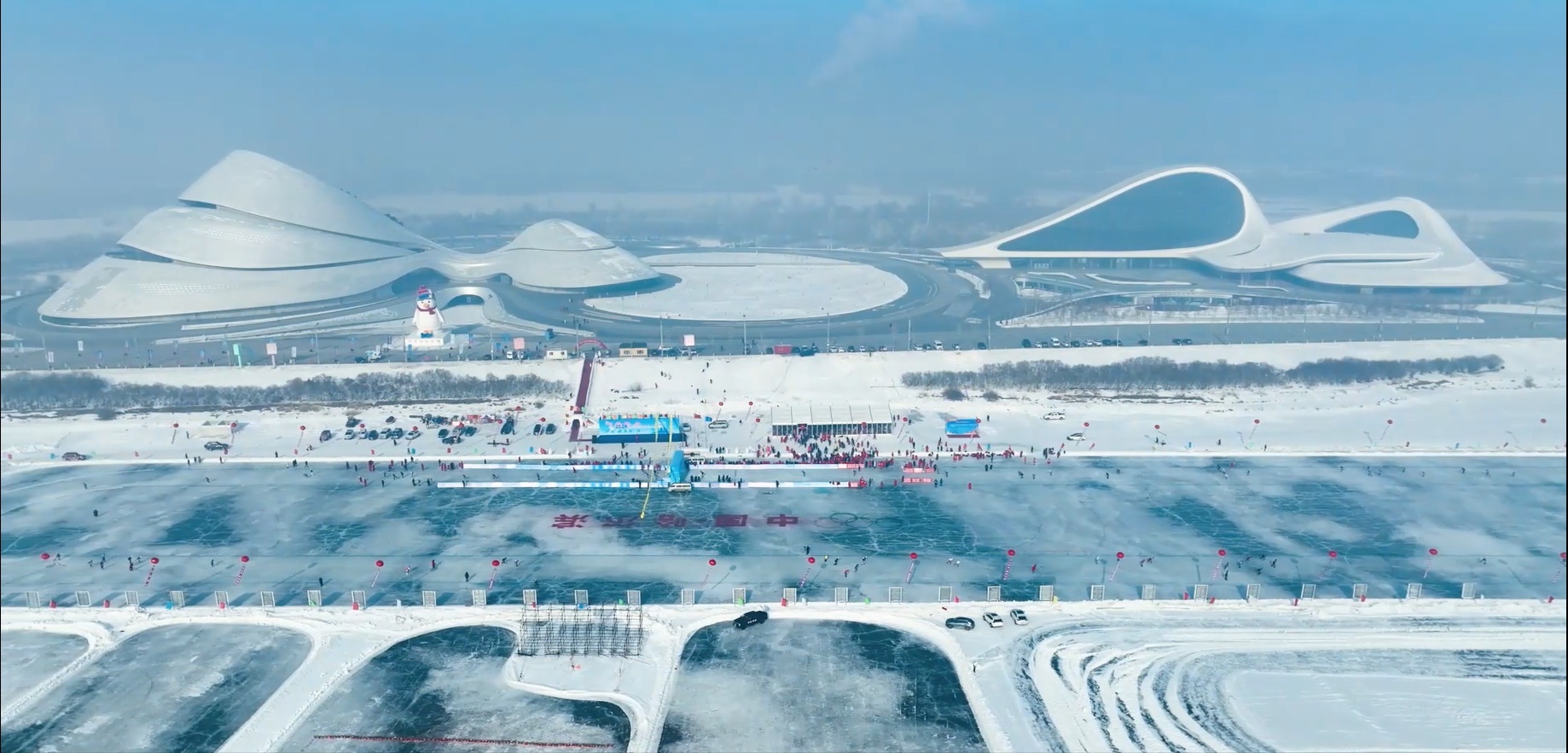 龙江大地喜迎亚冬会诚意拳拳“便民”冰雪场地建设创意满满
