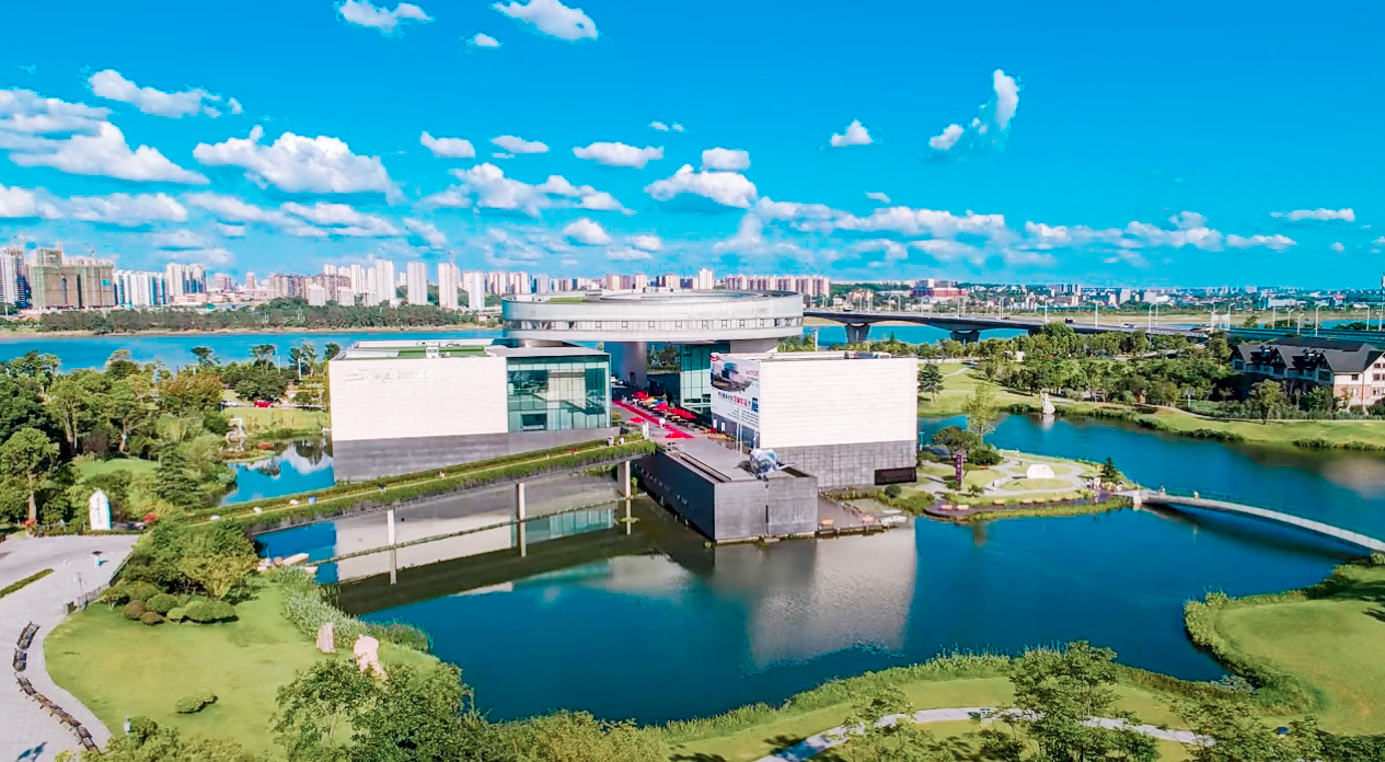 苏璇：最美的遇见，珍藏的日记——记李自健美术馆