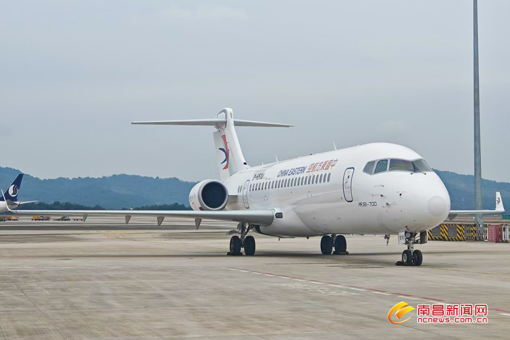 南昌：国产飞机助力2025年春运（图）