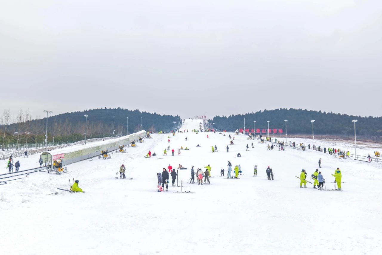 除了去“尔滨”，在徐州也可以享受冰雪快乐！