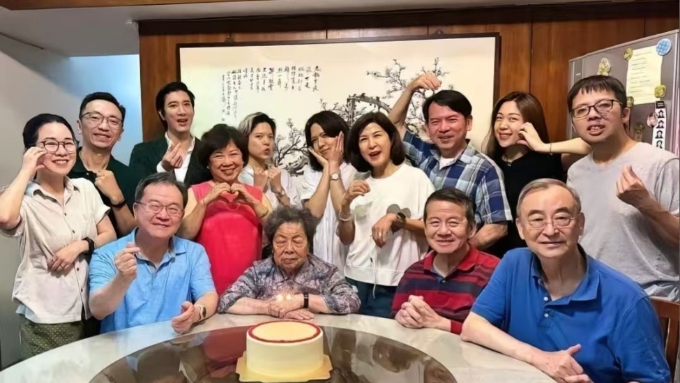 王力宏百年世家，祖上三代成员有多厉害？难怪和李靓蕾不是一路人封面图