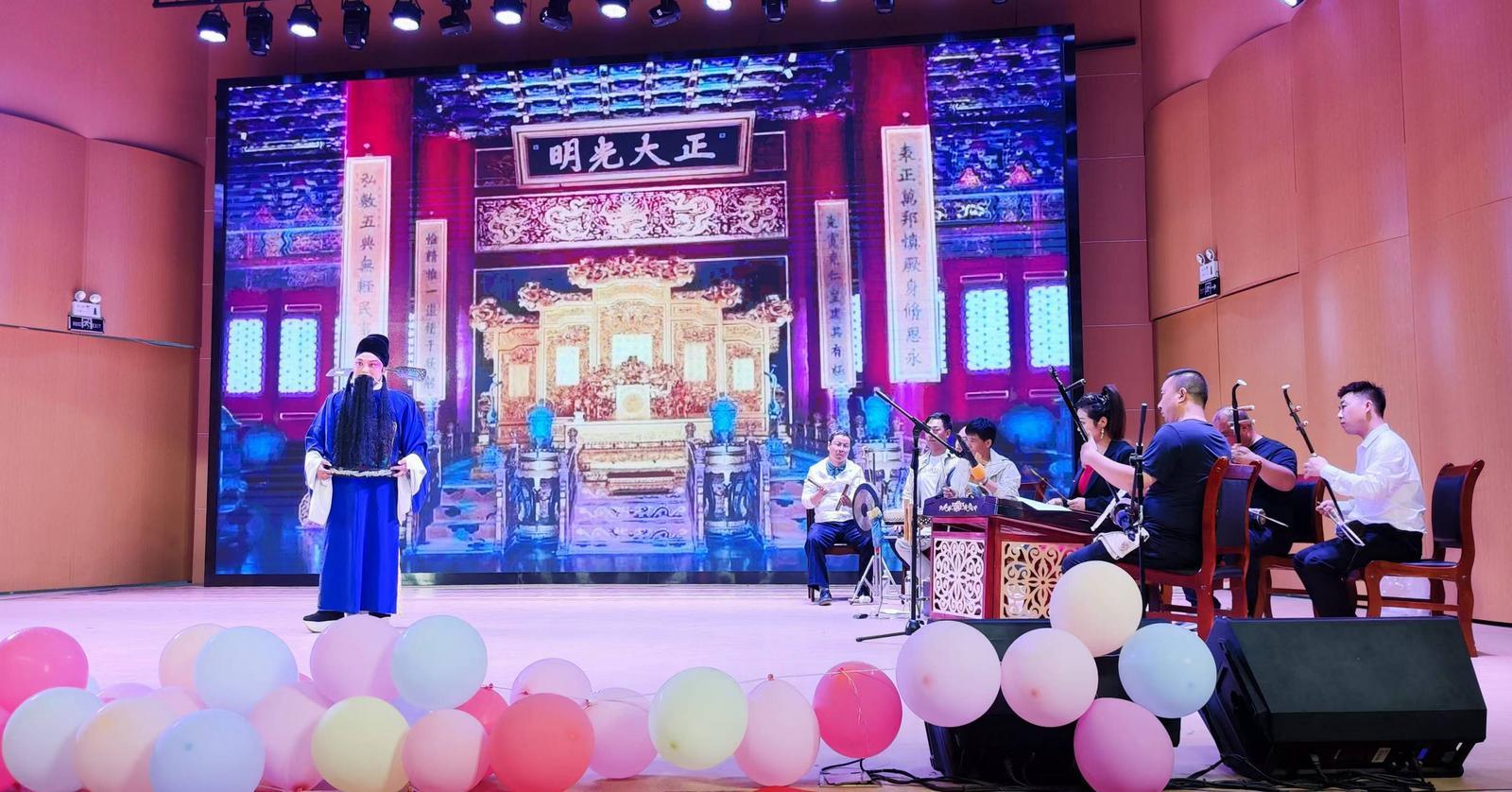 秦腔走红直播间进校园　“戏窝子”让古曲“遗”唱千年