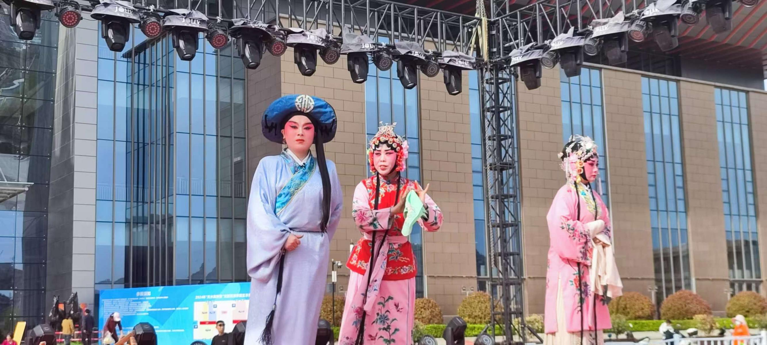 秦腔走红直播间进校园　“戏窝子”让古曲“遗”唱千年