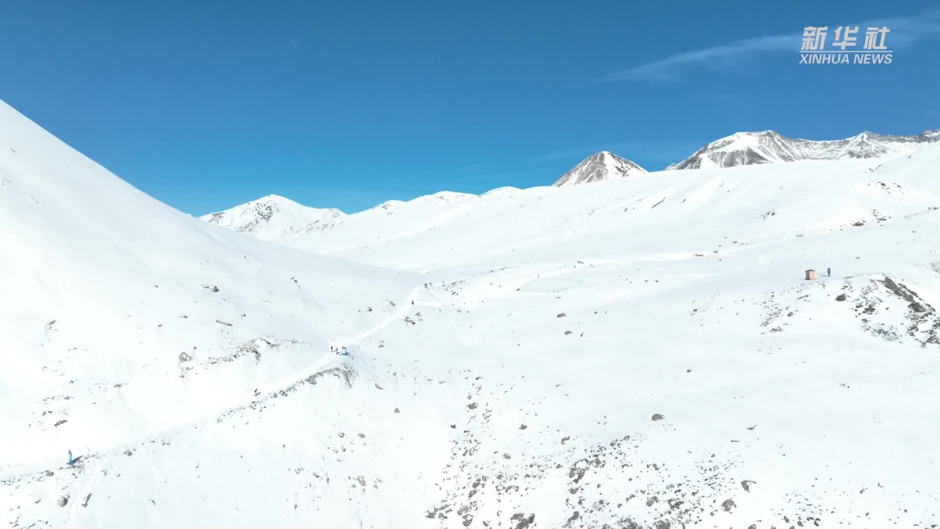 青海门源：冬日壮美岗什卡雪峰