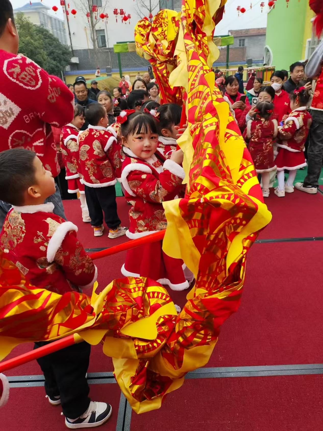 岳阳西塘中心幼儿园“寻年味·迎新春”亲子游园会圆满落幕