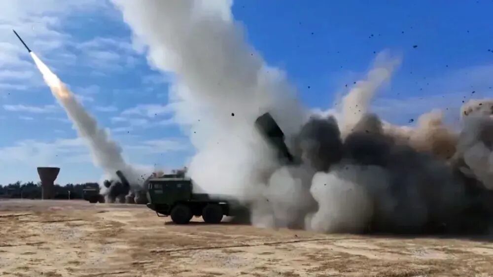 唐驳虎:解放军封岛演习落幕,赖当局慌乱应对,美日集体沉默