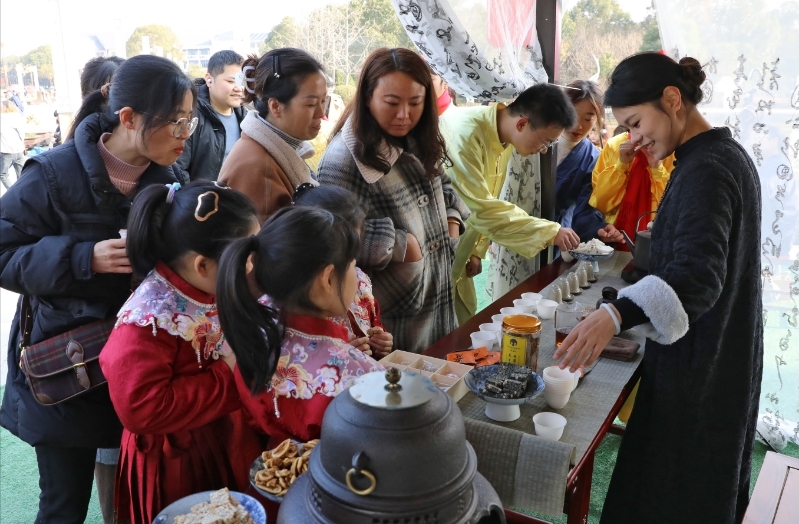 新年曙光耀龙虎山 开启“仙”气飘飘之旅