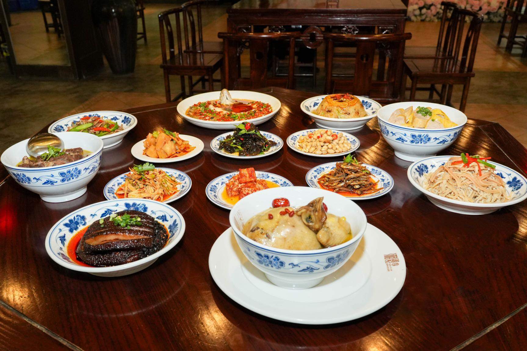 元旦遛娃潮玩靖港，马上有福开启2026欢乐序章