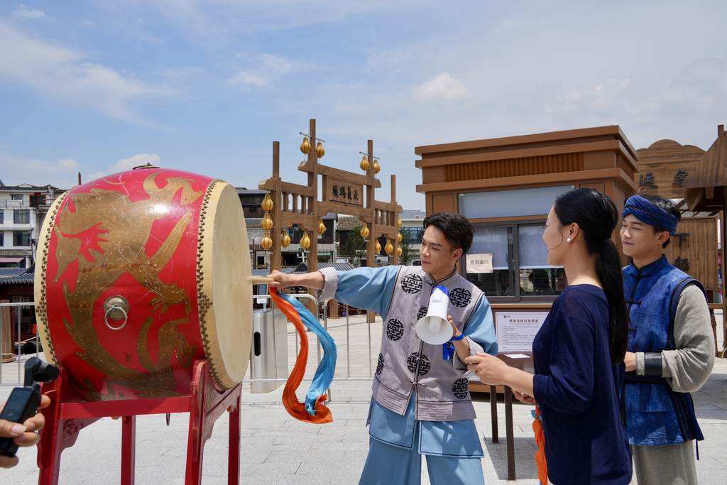 元旦遛娃潮玩靖港，马上有福开启2026欢乐序章