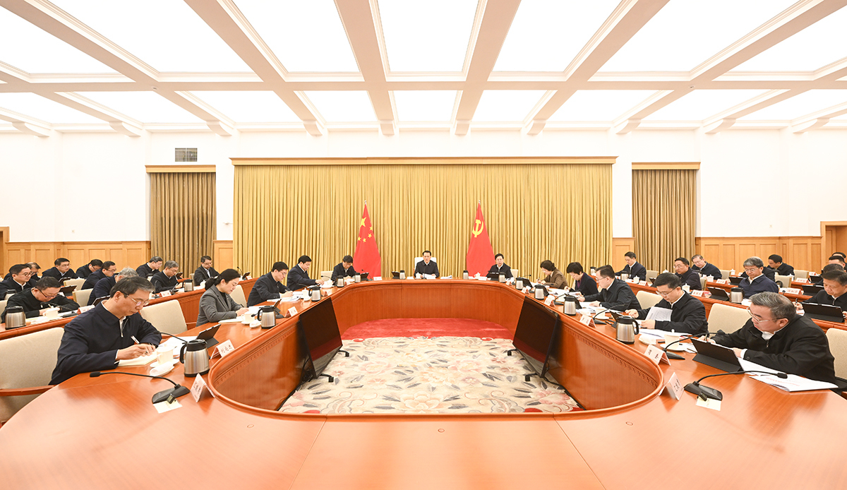 ▲12月31日上午,市委常委会举行会议,市委书记袁家军主持并讲话。记者 苏思 摄/视觉重庆