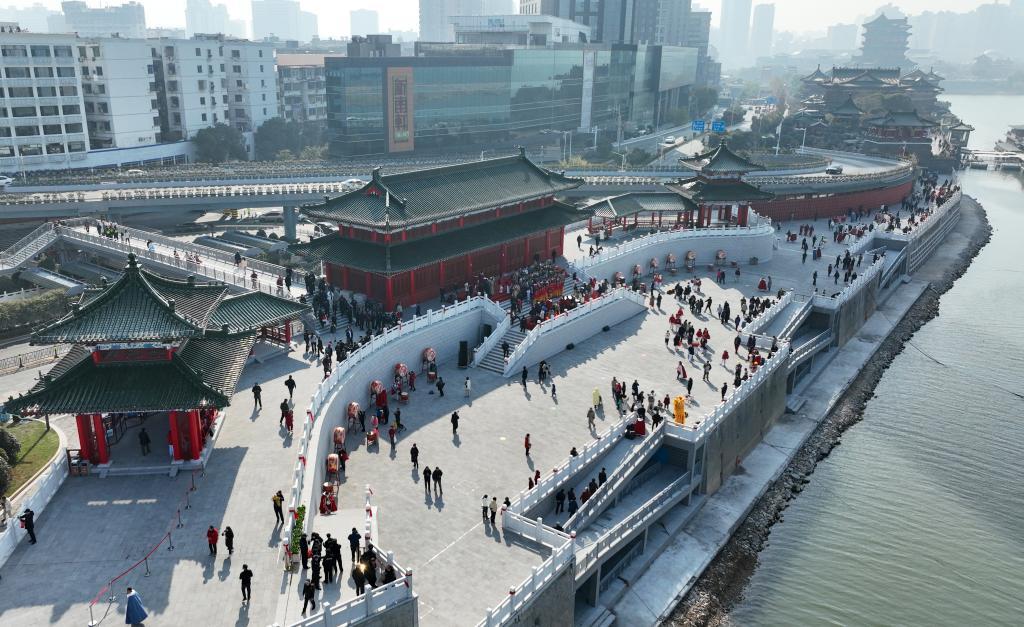 江西旅游景点滕王阁，江西滕王阁在哪个地方？