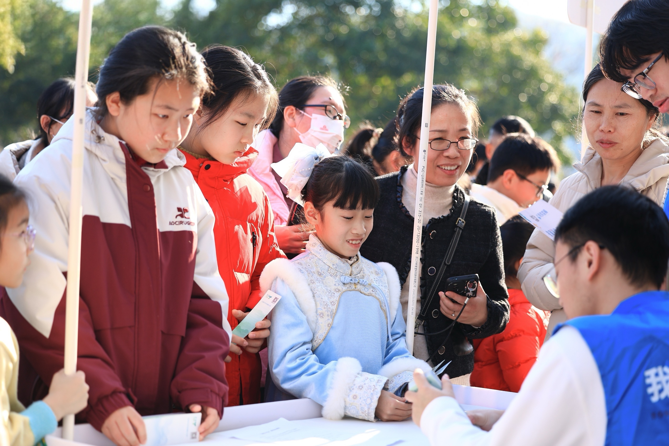“环同山阅读带” 正式亮相  奉化第三届“阅读棒棒虫”年度大会举行