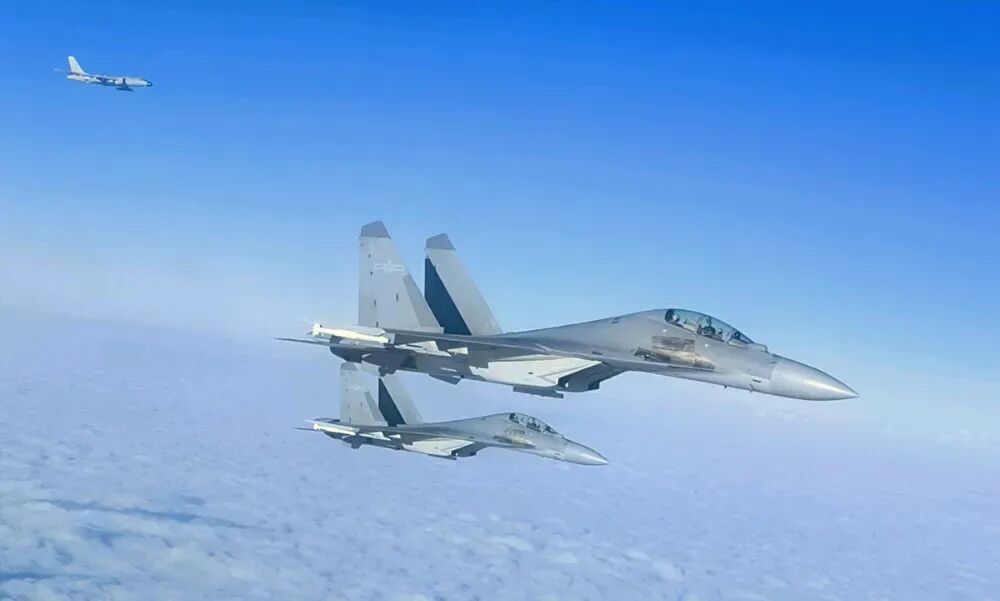 唐驳虎:解放军封岛演习落幕,赖当局慌乱应对,美日集体沉默