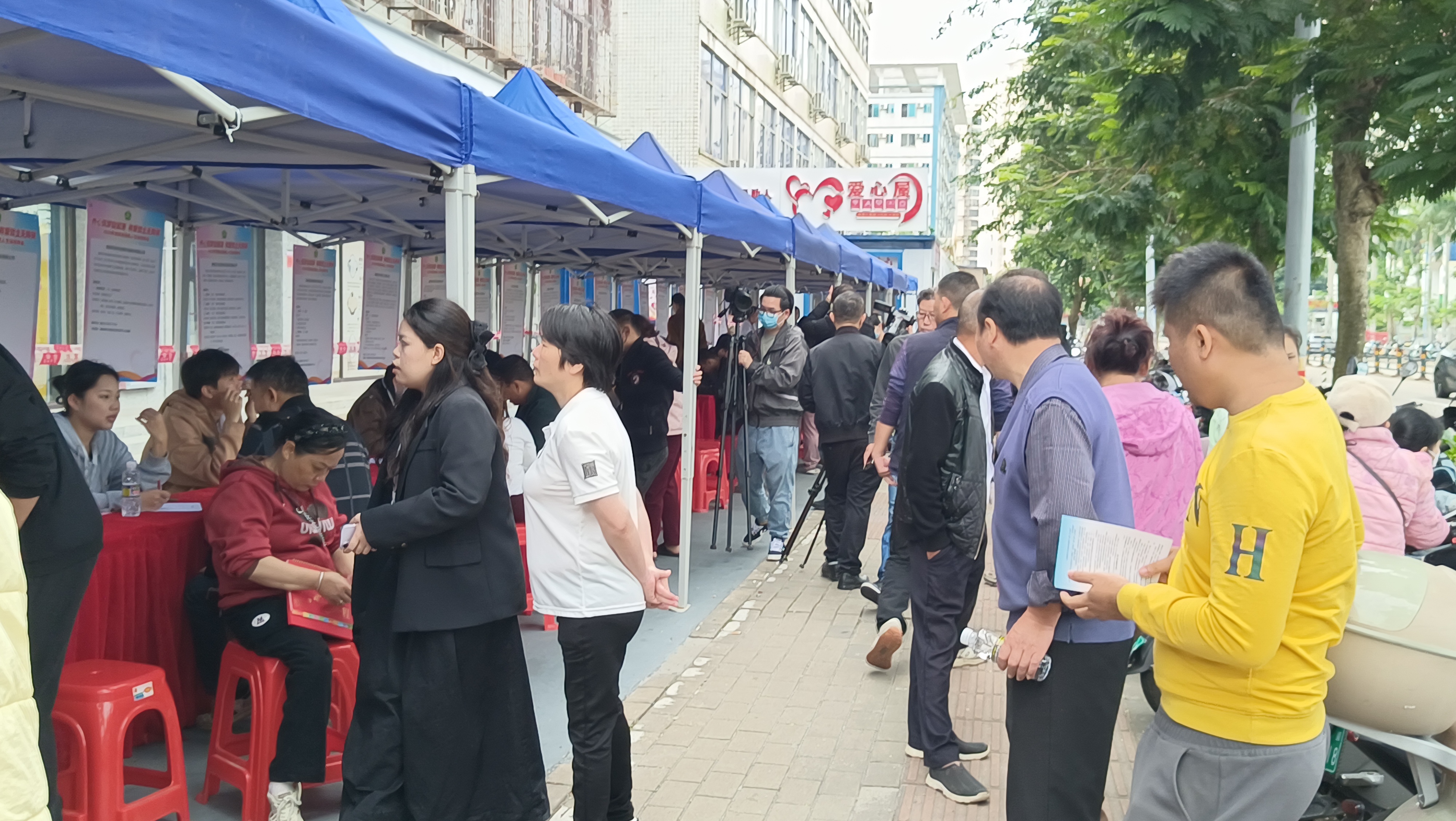 齐心筑梦自贸港 有爱就业无障碍——2025年海南省残疾人专场招聘会圆满落幕