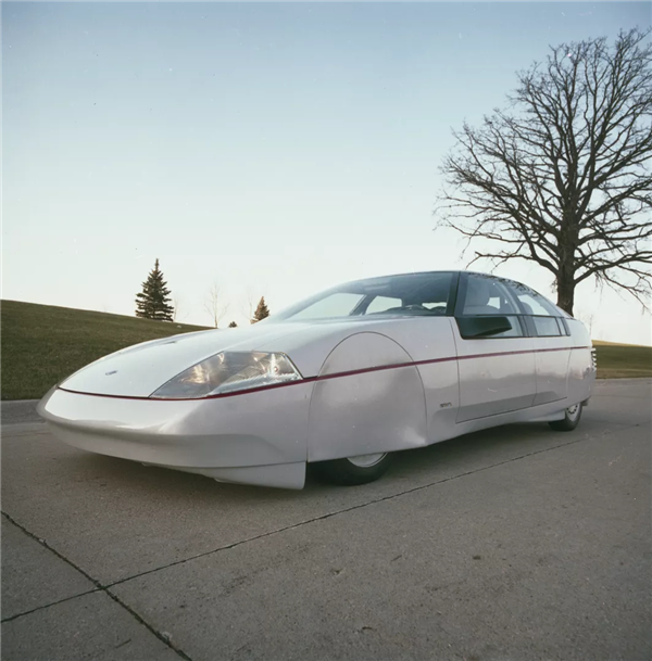 风阻系数仅0.15！福特40年前概念车现身二手平台