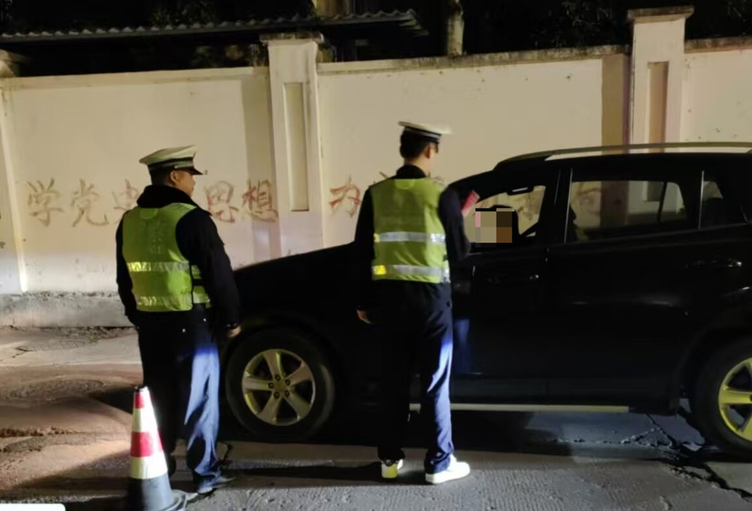 新年首日抚州东乡开展夜查酒驾统一行动 1人被查