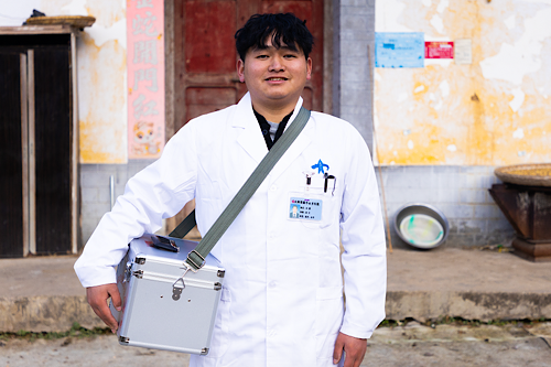 精准匹配基层健康需求 阿里健康健康福利社“公益云药房”让善意在秦岭深处落地