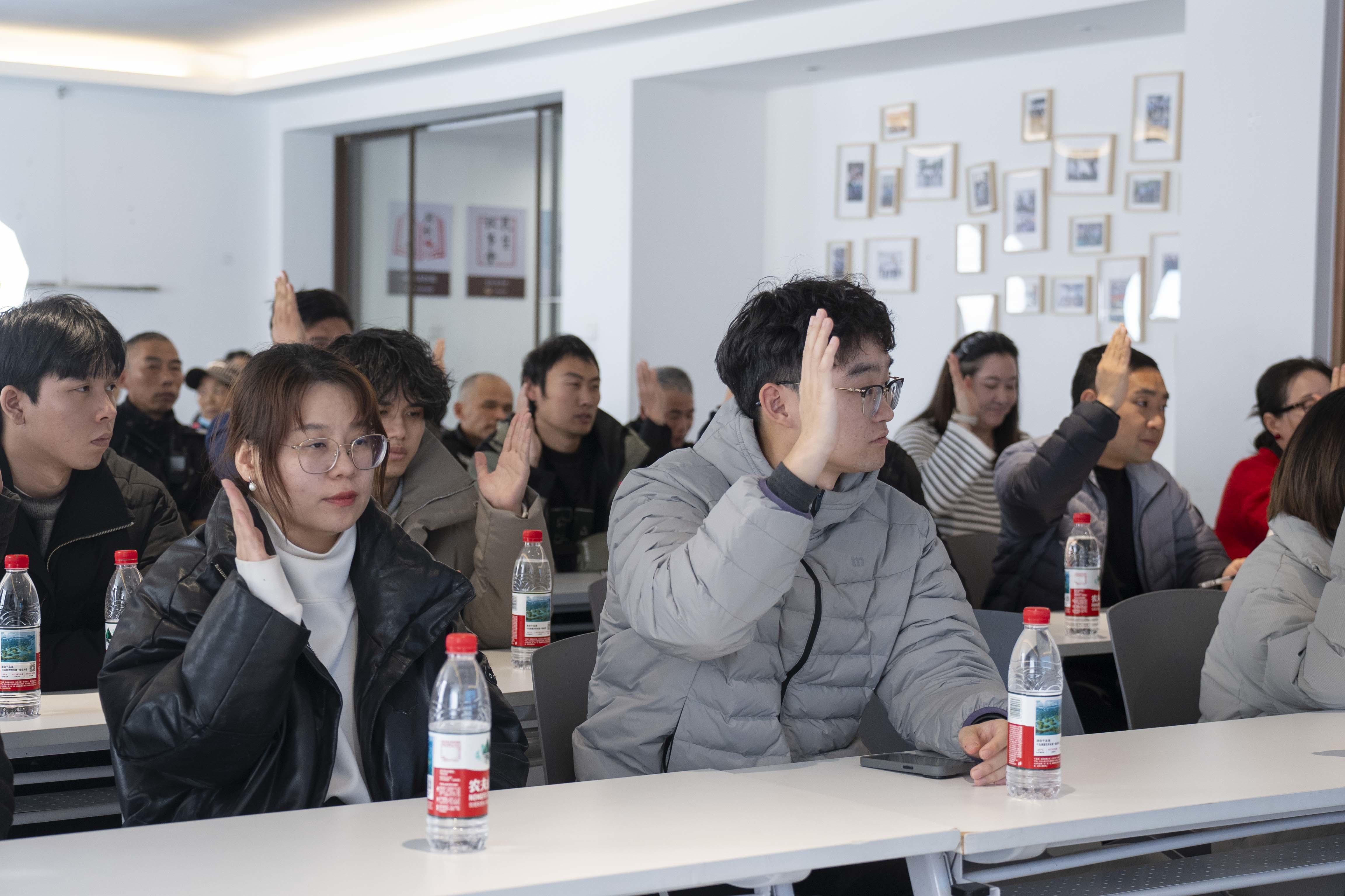 宁波云创青年小镇创新机制激活青年职工民主管理能力