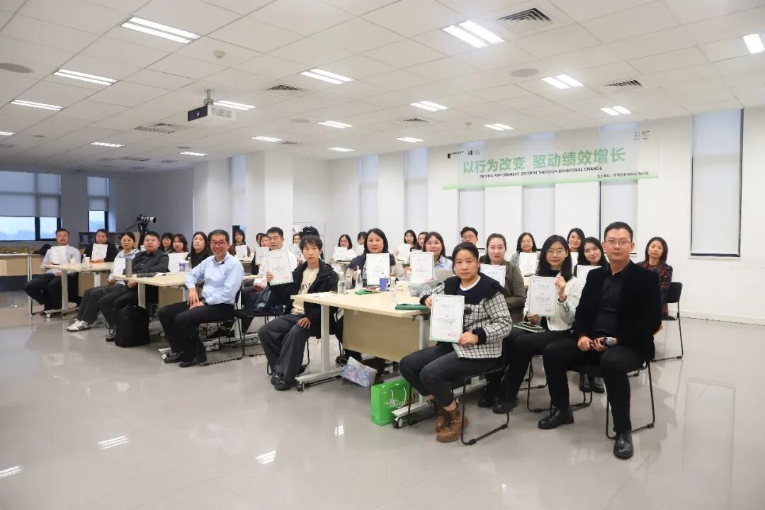 660+人次参与!西安欧亚学院大师系列公开课全年8期精彩收官