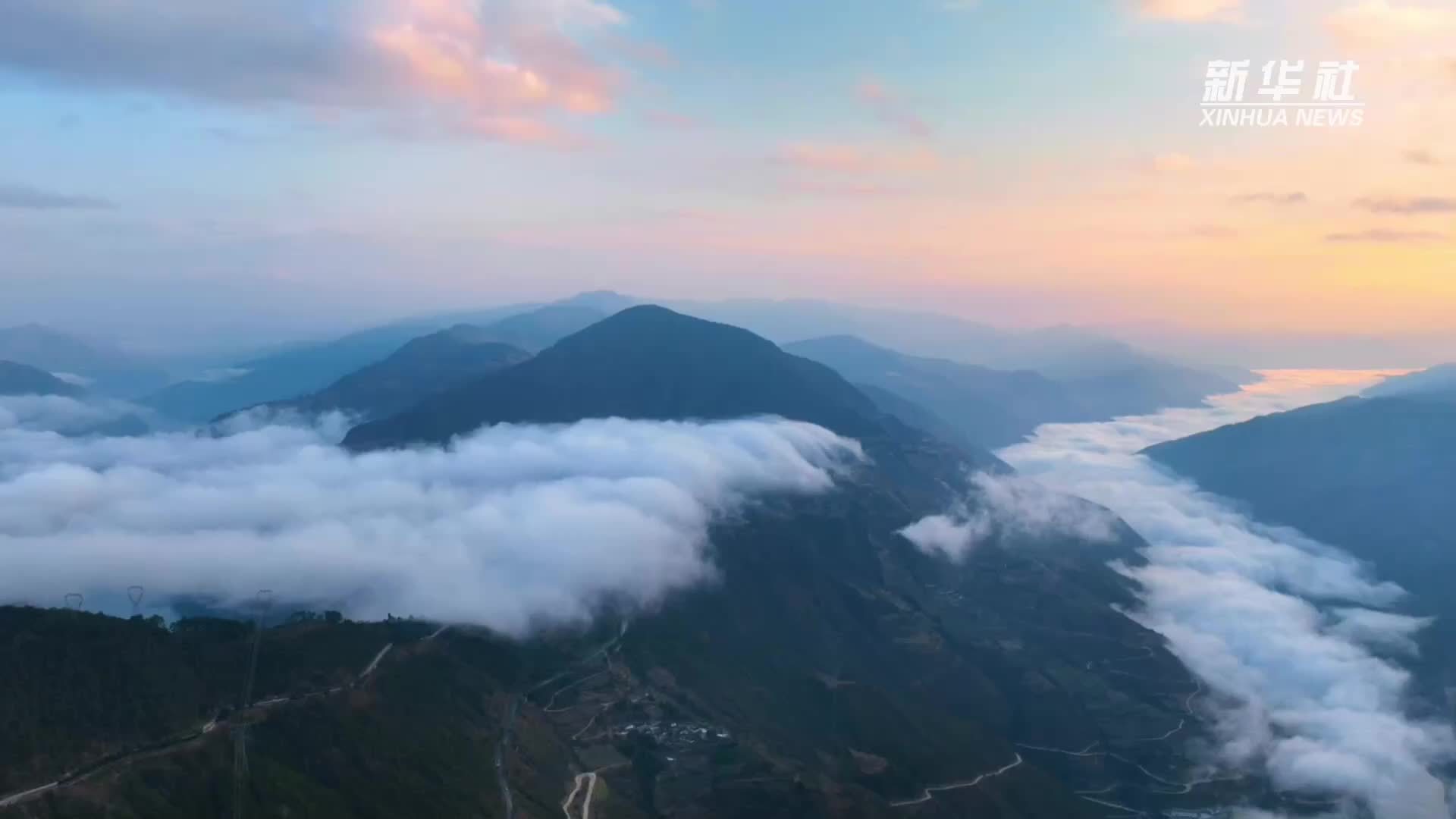 在高原峡谷 邂逅冬日“醉美”云海