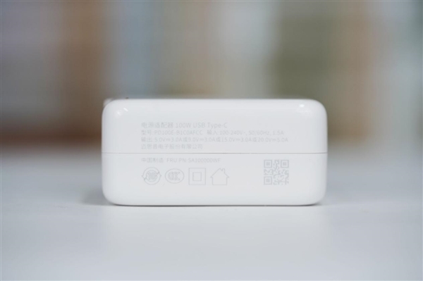 首发自研长江SoC!摩尔线程AIBOOK笔记本图赏