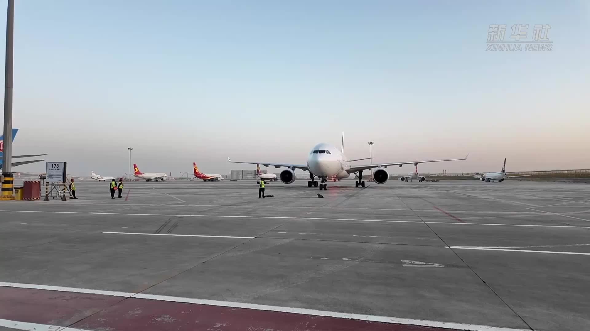 新疆乌鲁木齐天山国际机场离境退税首次突破千万元