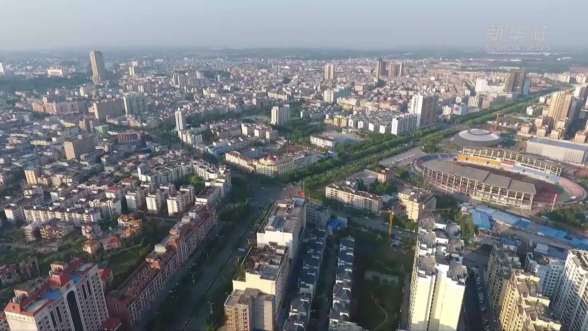 新华全媒+｜离岗不离党 退休不褪色——记广西东兴“国门银龄”党支部