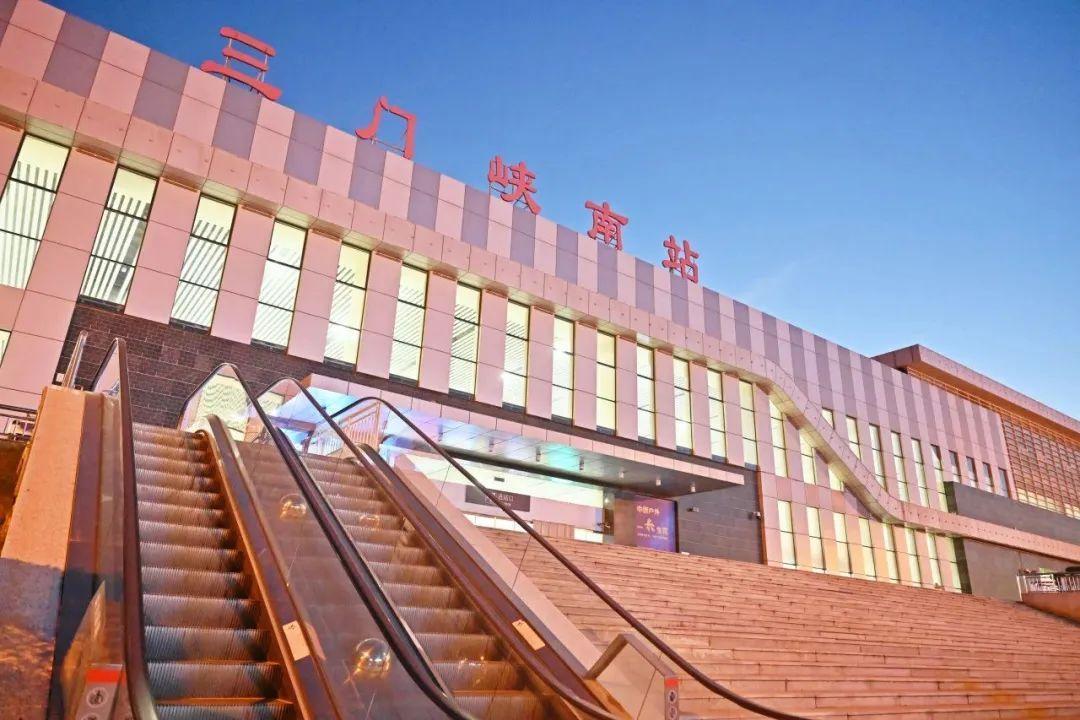 首次开行!西安北⇋横店高铁直达!