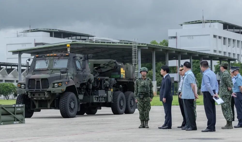 唐驳虎:解放军封岛演习落幕,赖当局慌乱应对,美日集体沉默