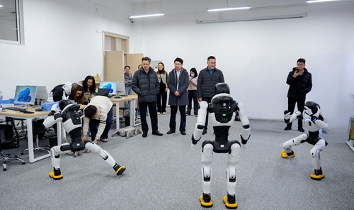 参观数字智能产业学院