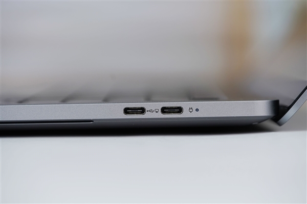 首发自研长江SoC!摩尔线程AIBOOK笔记本图赏