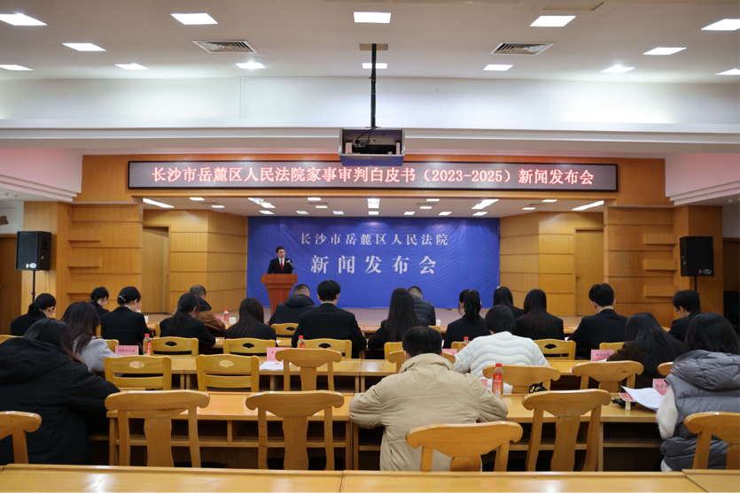 图为活动现场。