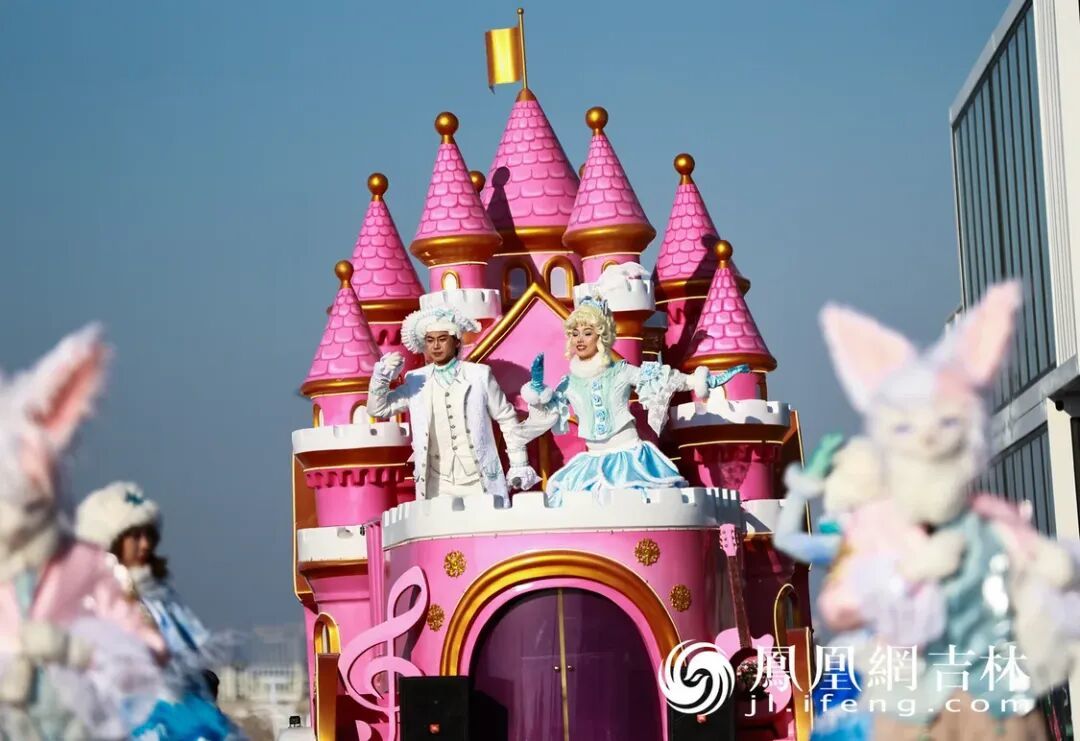 图集丨肆季南河粉雪嘉年华正式开园