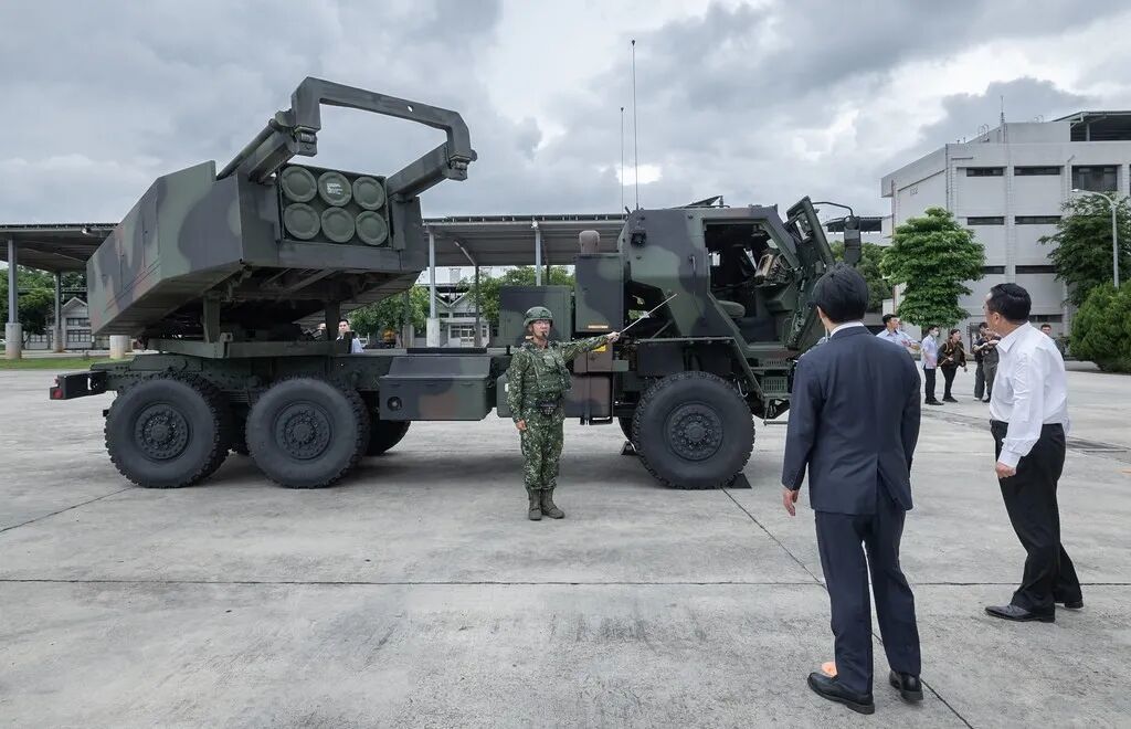 唐驳虎:解放军反制美台勾连,此次军演释放哪些新信号?