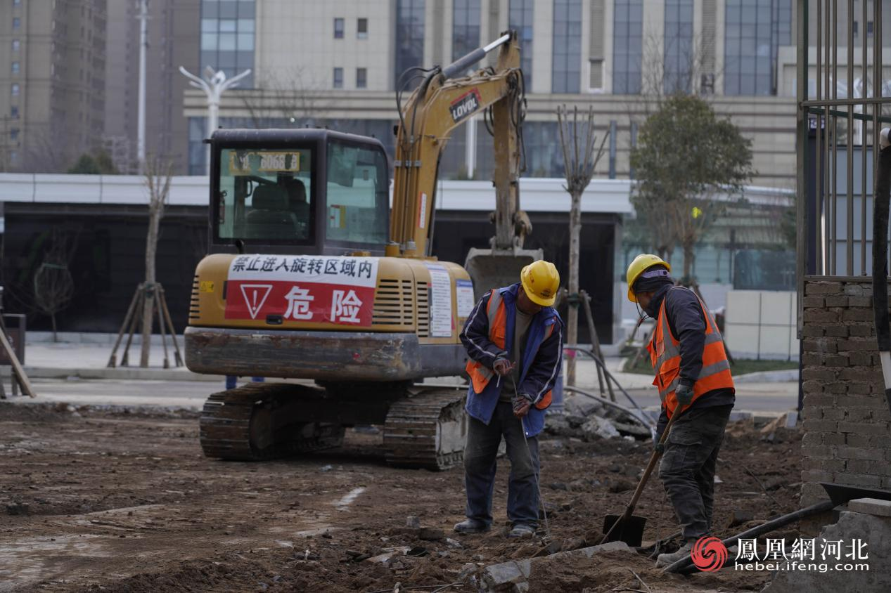 石家庄北站改造工程工人施工