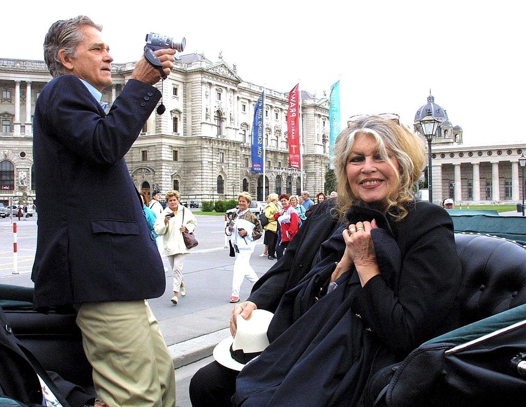 碧姬&middot;芭铎与伯纳德&middot;德奥尔马尔