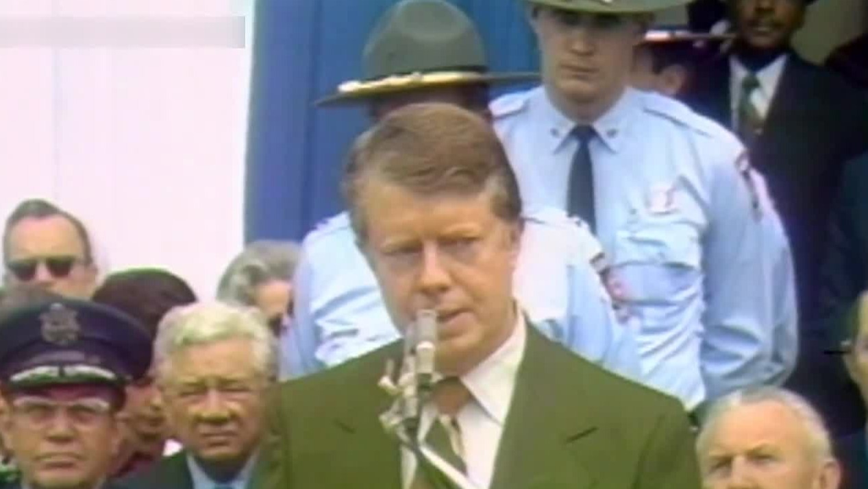 “水门事件”后，对政治极端失望的美国民众，将目光投向了吉米·卡特