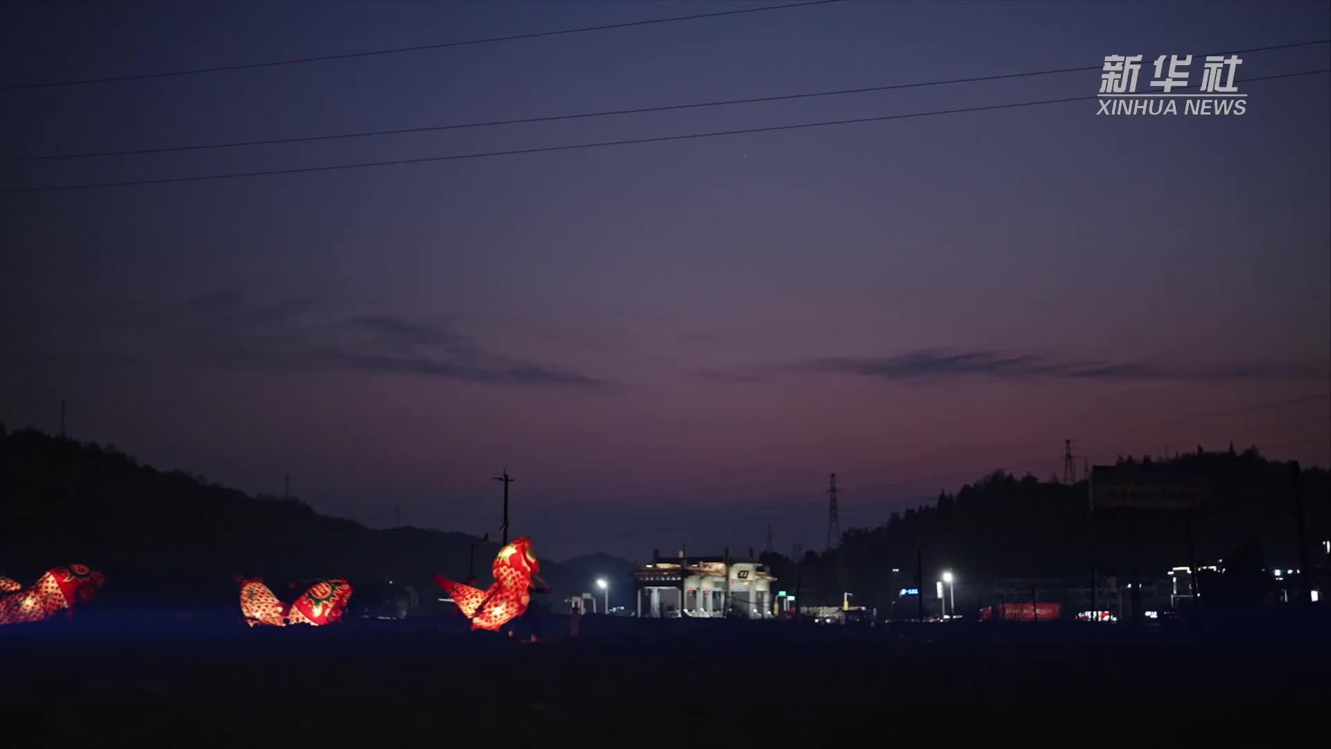 安徽歙县：主播办“村晚”助力乡村振兴