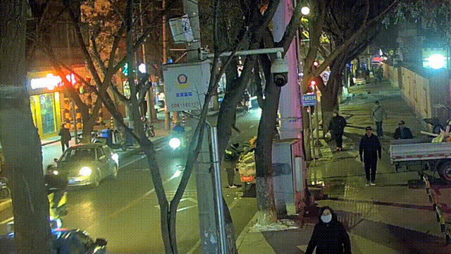 甘肃曝光典型交通案例　闯红灯开门杀“驶”不得