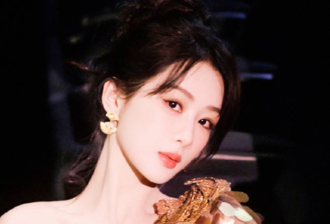 杨紫为国色芳华献唱，和萧敬腾林志炫谭维维PK？她不拼唱功拼味道封面图