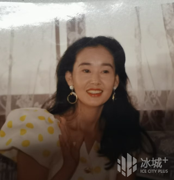 中野良子在友谊宫。