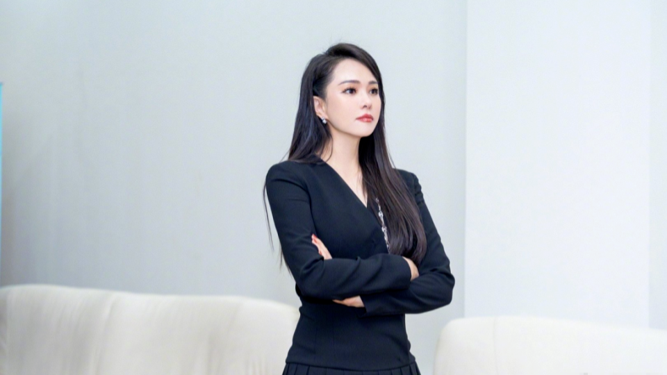 伊能静发文吐槽！丢了13件行李，“有婆婆用了15年的特殊枕头”封面图