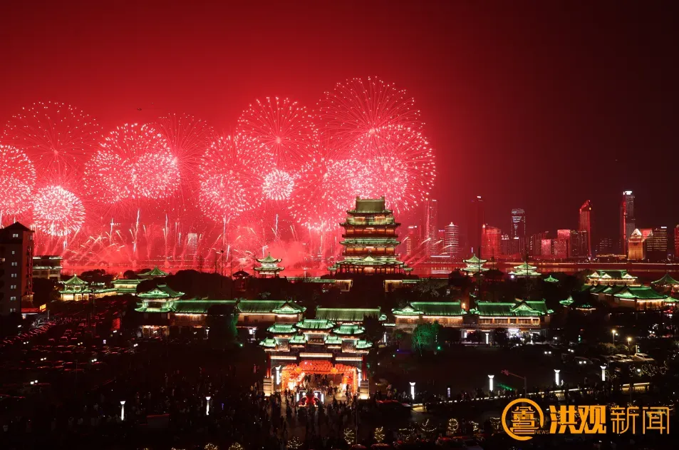 南昌迎春烟花晚会资料图