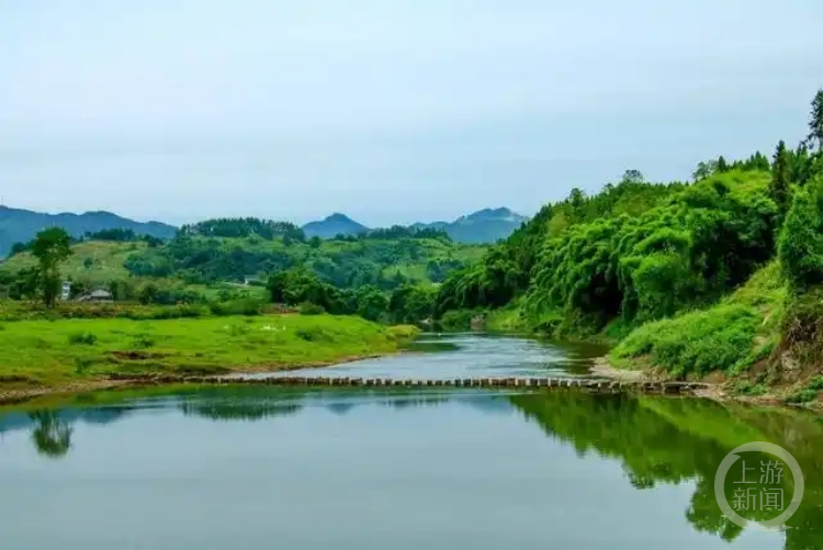 生态修复后的铜钵河达州段。李春学 摄