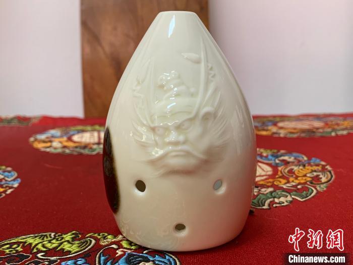 1月10日,胡士开制作的五孔埙。 受访者供图