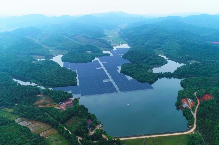 建行江西省分行积极为大唐江西上饶万年100MW光伏项目提供金融支持。