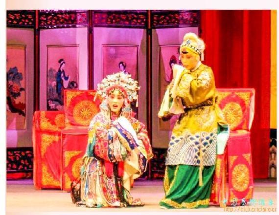 戏曲进社区演出现场