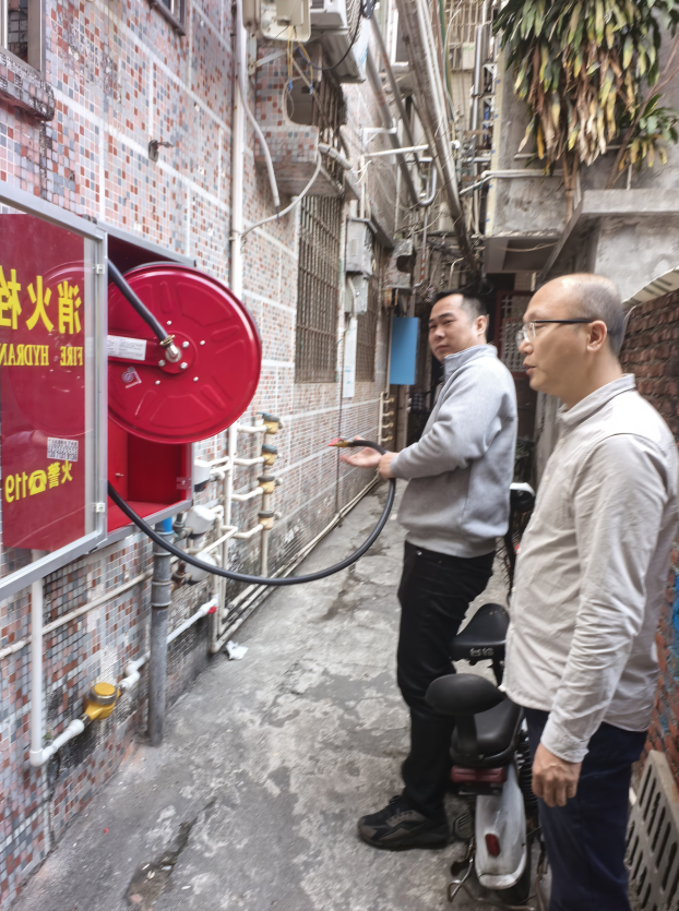 共筑安全防线 共乐股份在行动——西乡共乐社区增设消防设施