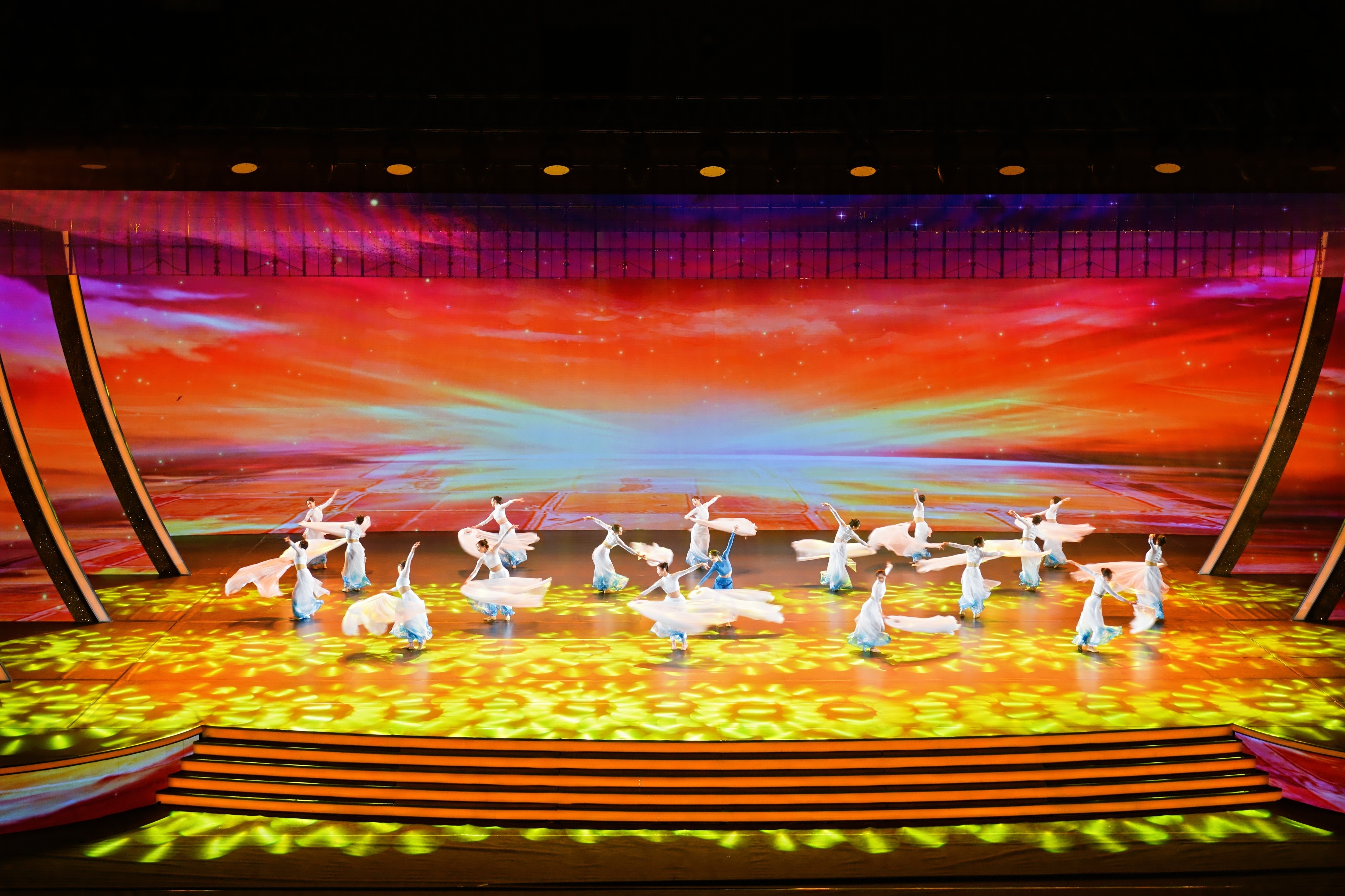 图片均为春晚现场精彩演绎 仑摄影工作室拍摄