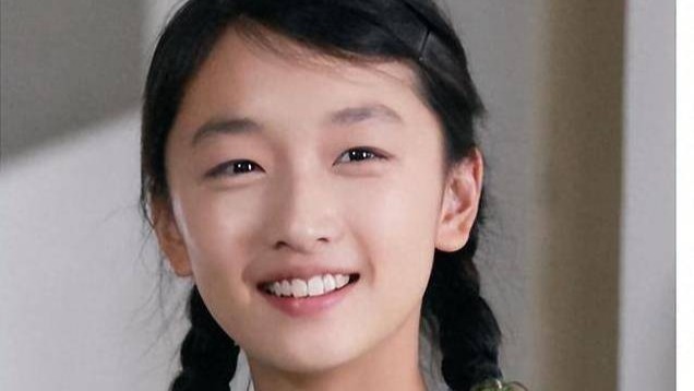 从双料影后，到被全网群嘲，周冬雨为啥口碑下滑？封面图